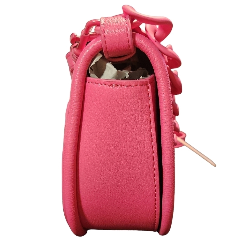 BCBGeneration Magenta Chain Cresent Crossbody Purse NWT Hot Pink - Picture 2 of 7